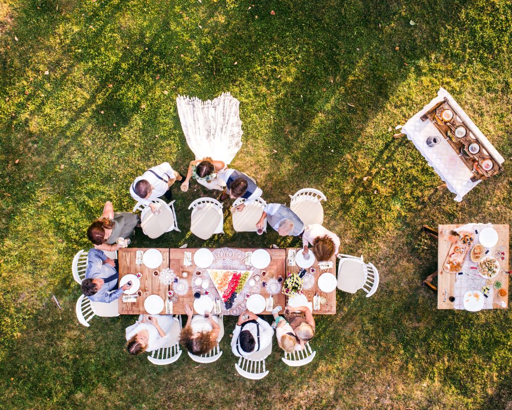 Table de mariage vue d'en haut